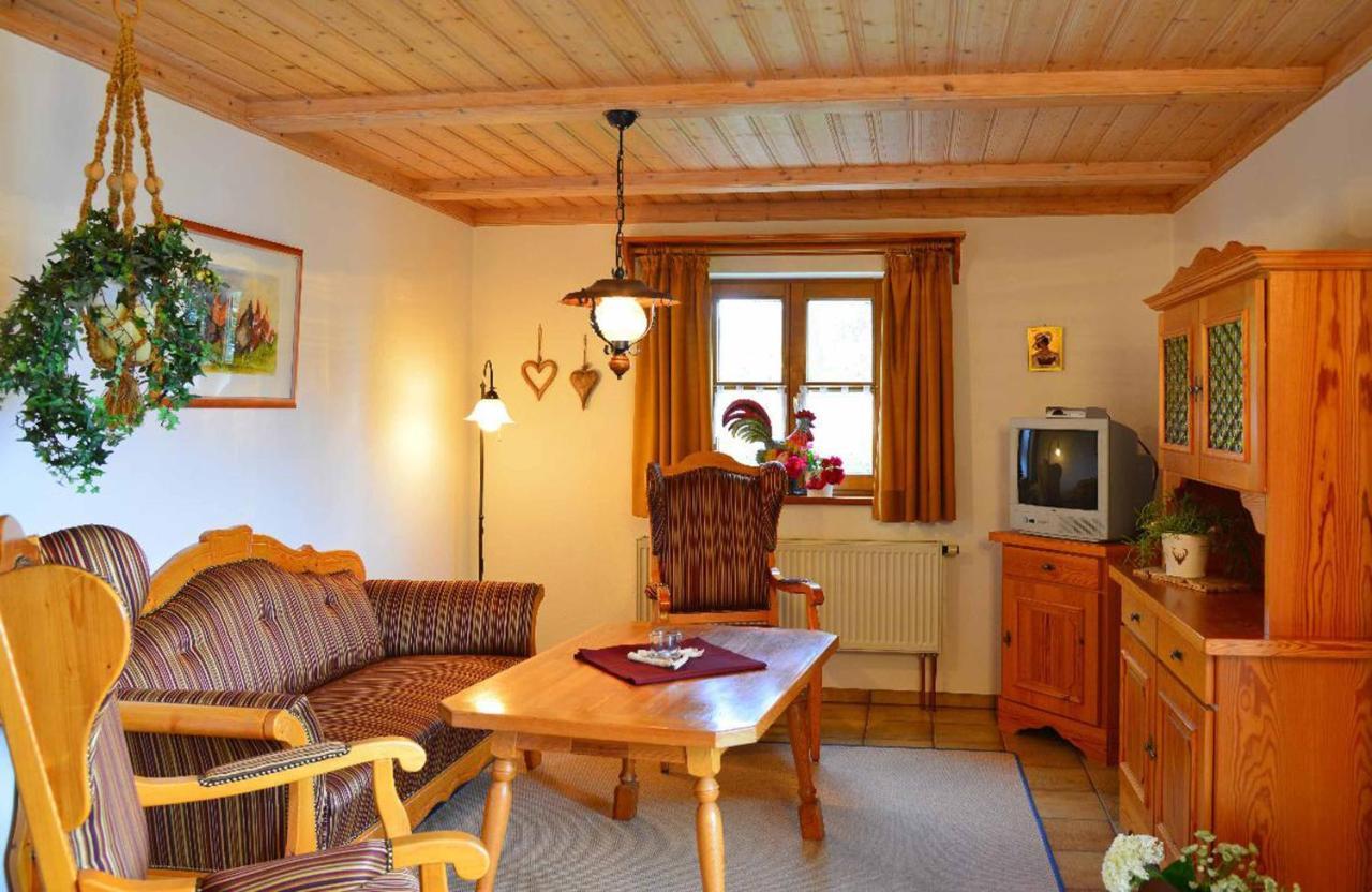 Ferienwohnungen Haus "Wildschuetz" Frauenau Exterior foto