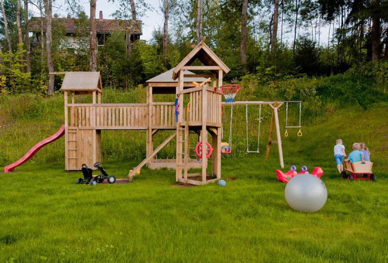 Ferienwohnungen Haus "Wildschuetz" Frauenau Exterior foto